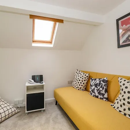 Nyaraló Pheasants Folly